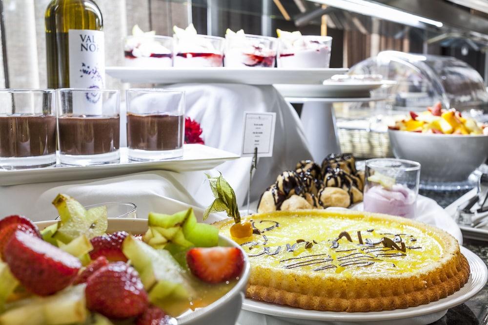 Aparthotel Attica 21 Valles Sabadell Dış mekan fotoğraf