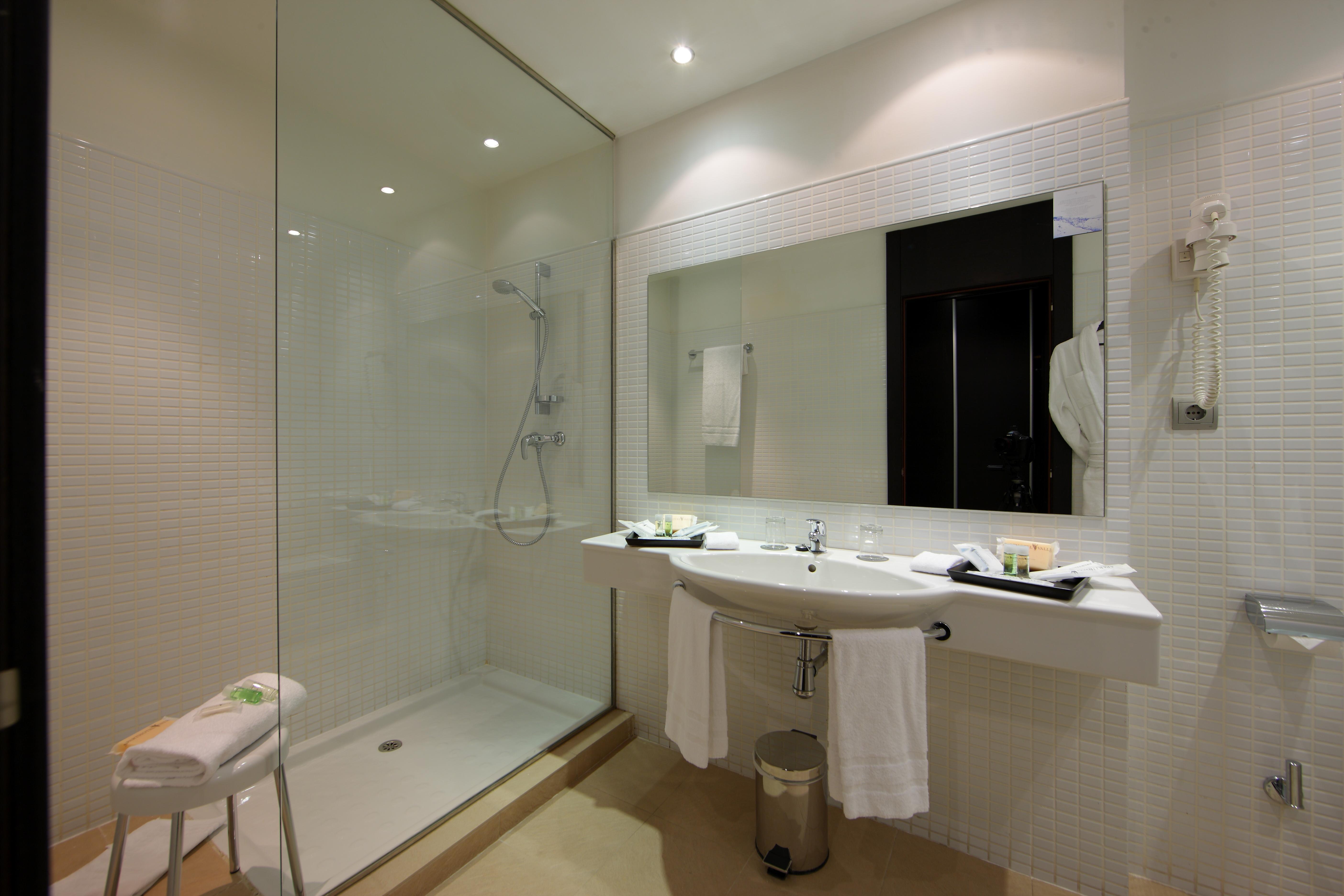 Aparthotel Attica 21 Valles Sabadell Dış mekan fotoğraf