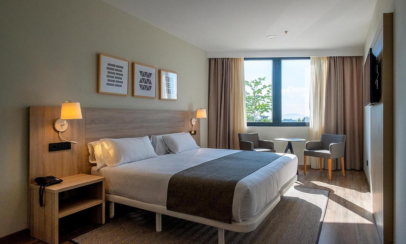 Aparthotel Attica 21 Valles Sabadell Dış mekan fotoğraf