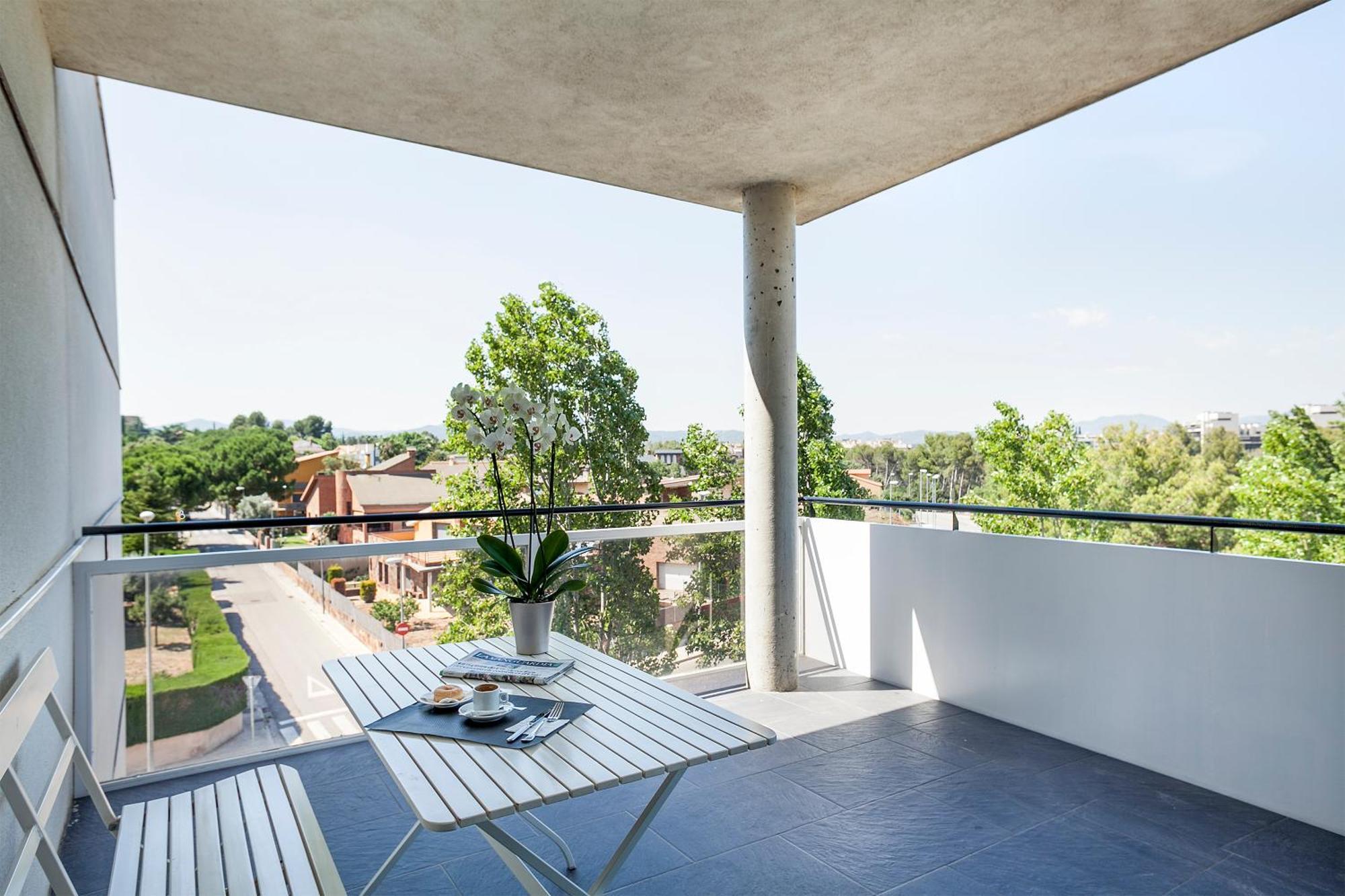 Aparthotel Attica 21 Valles Sabadell Dış mekan fotoğraf