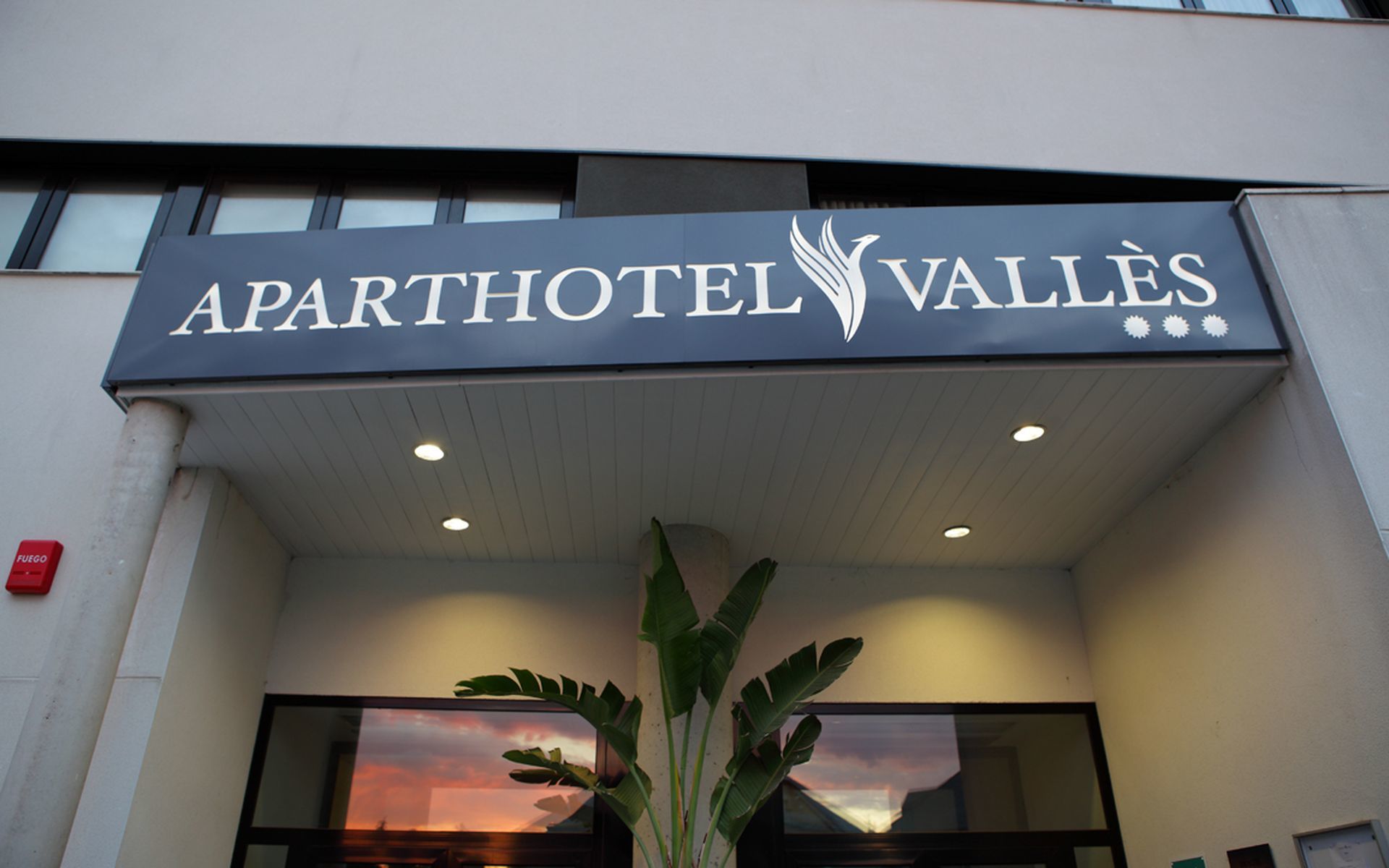 Aparthotel Attica 21 Valles Sabadell Dış mekan fotoğraf