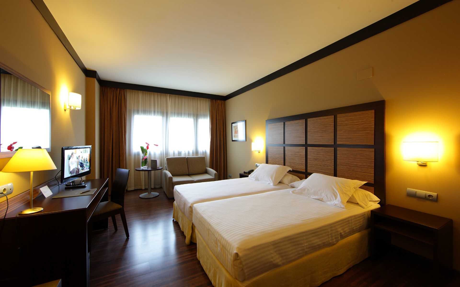 Aparthotel Attica 21 Valles Sabadell Dış mekan fotoğraf