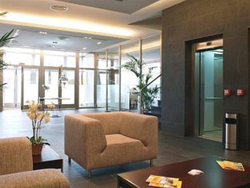 Aparthotel Attica 21 Valles Sabadell İç mekan fotoğraf